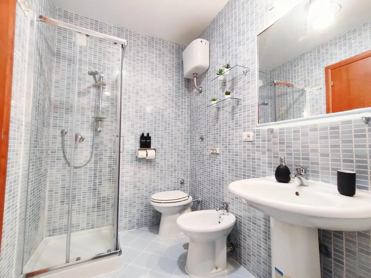 Chiaia House Vetriera Apartment Naples